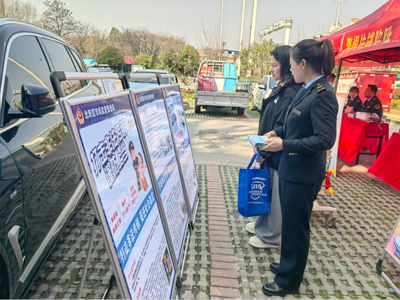 北塔区市场监督管理局开展消费者权益日主题宣传活动(图3)