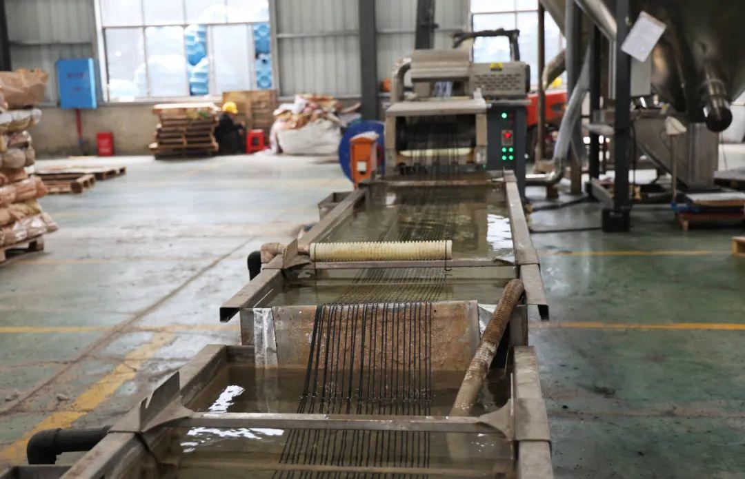 新邵县雀塘循环经济产业园:开足马力“赶春光”(图2)