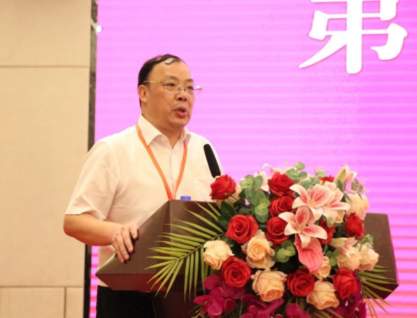李世伯：湘西宝庆商会的筑桥人与实干家